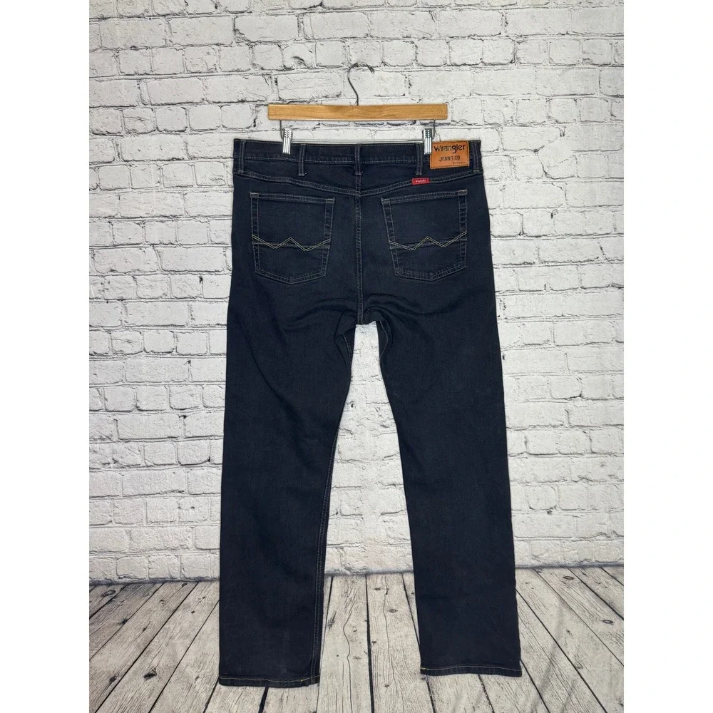 Wrangler‎ Relaxed Fit Jeans Dark Wash Mens Size 38x30